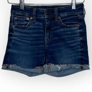 NWT Hollister mom shorts size 3